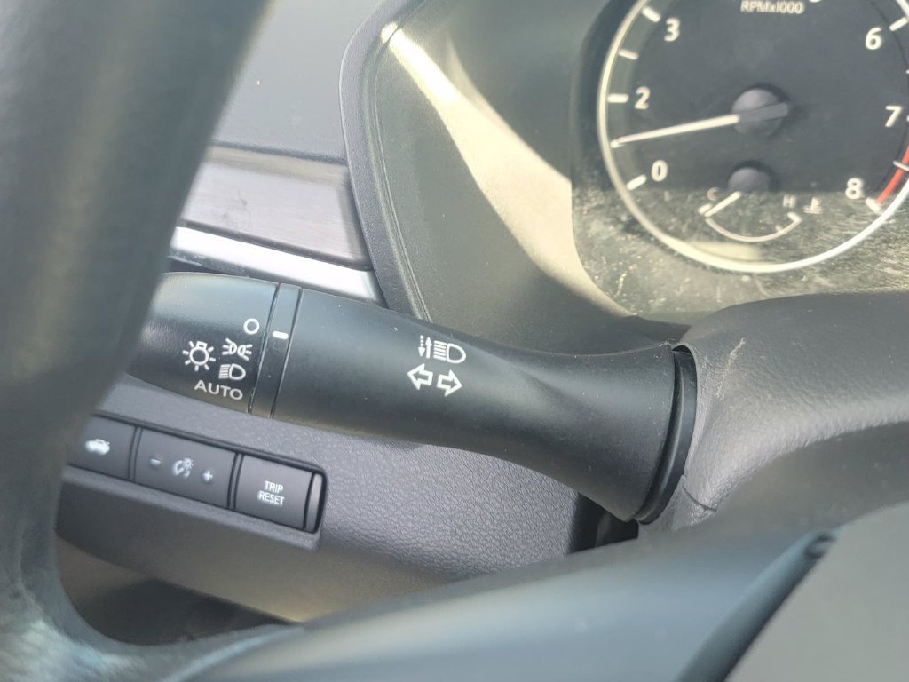 Used 2025 Nissan Altima 2.5 SV AWD/4WD image 22