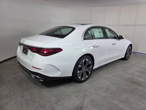 New 2026 Mercedes-Benz E 350 Sedan image 4