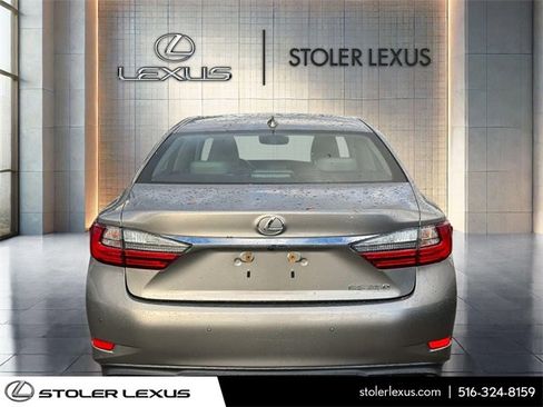 Used 2018 Lexus ES 350 w/ Navigation System Package image 5