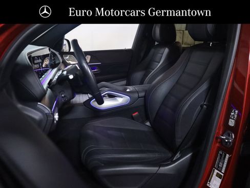 Certified 2023 Mercedes-Benz GLS 580 4MATIC image 34