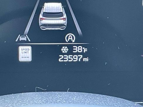 Used 2024 Kia Sportage EX image 37