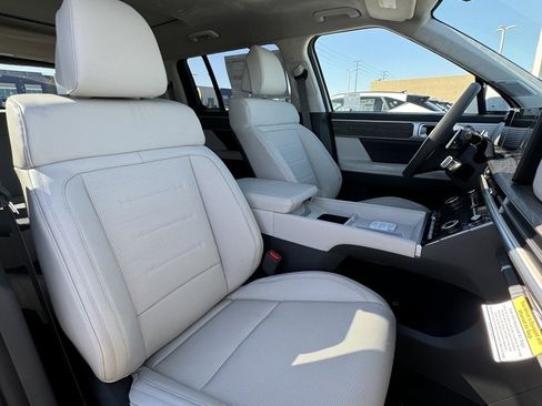 New 2026 Hyundai Santa Fe Calligraphy image 13