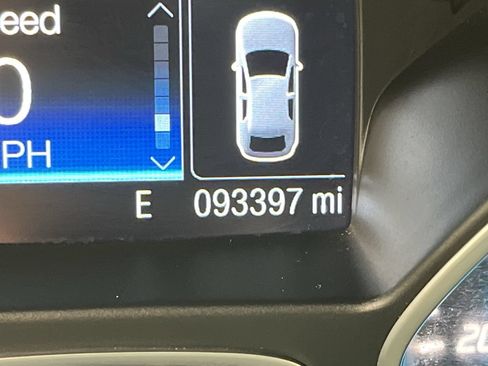 Used 2016 Ford Escape SE w/ SE Chrome Package FWD image 15