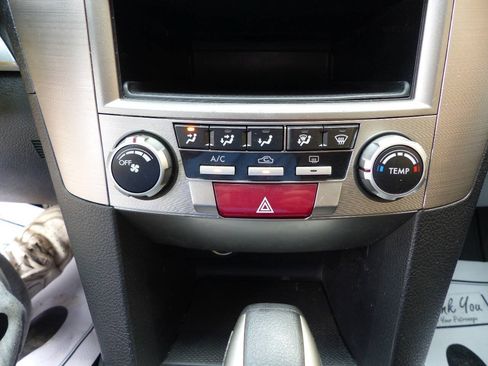 Used 2014 Subaru Outback 2.5i w/ Popular Package #1A AWD/4WD image 31