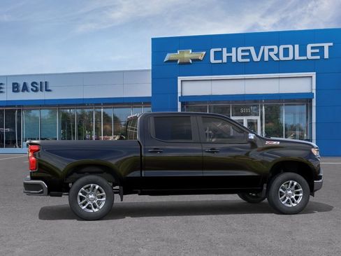 New 2026 Chevrolet Silverado 1500 LT w/ Z71 Off-Road Package AWD/4WD image 5
