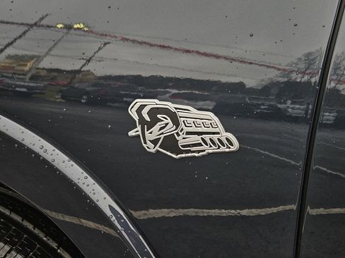 New 2026 RAM 1500 Laramie w/ Night Edition image 8