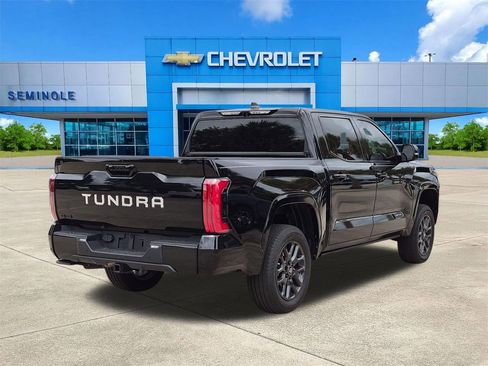 Used 2025 Toyota Tundra Platinum AWD/4WD image 4