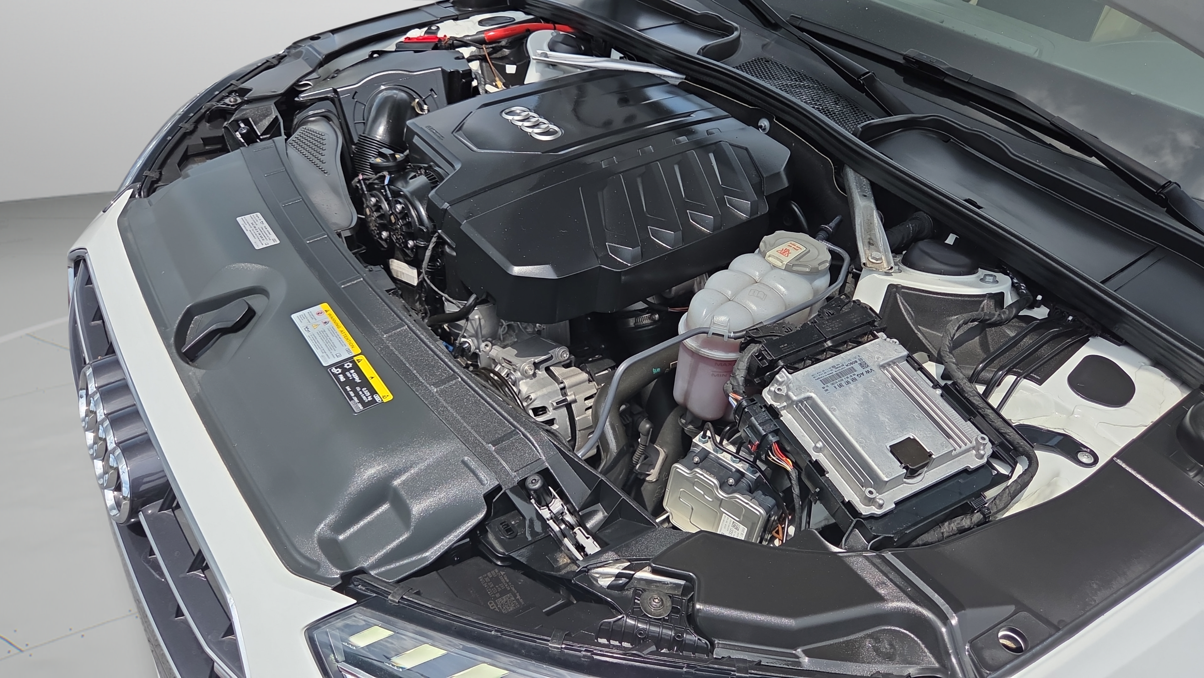 Used 2023 Audi A4 2.0T Premium w/ Convenience Package AWD/4WD image 35