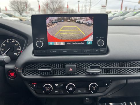 Used 2023 Honda HR-V Sport image 18