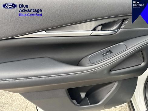 Used 2023 INFINITI QX60 Luxe w/ Cargo Package FWD image 11