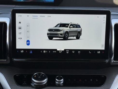 Used 2025 Ford Expedition Max Platinum image 16