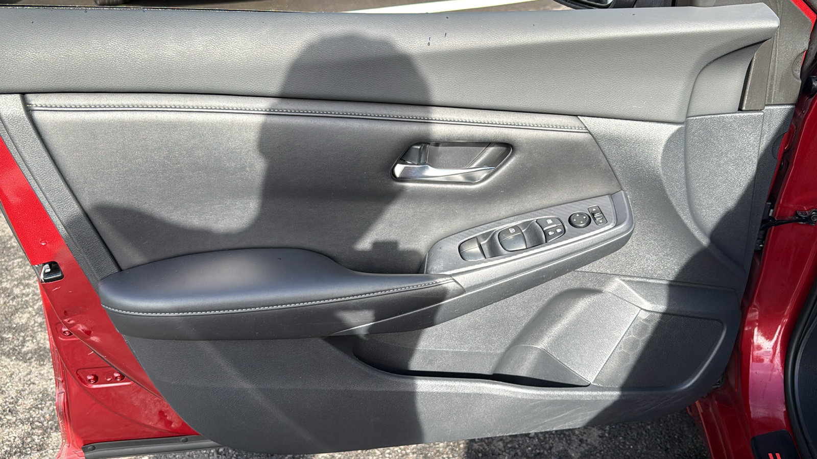 Certified 2021 Nissan Sentra SV FWD image 6