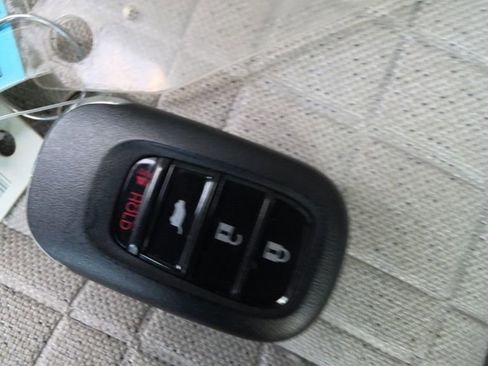 Certified 2025 Honda HR-V LX image 31