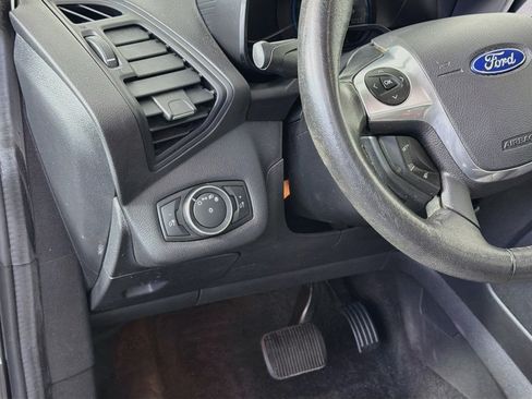 Used 2017 Ford C-MAX Energi SE w/ Cold Weather Package FWD image 16