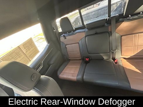 Used 2024 Chevrolet Silverado 1500 High Country w/ Technology Package RWD image 12