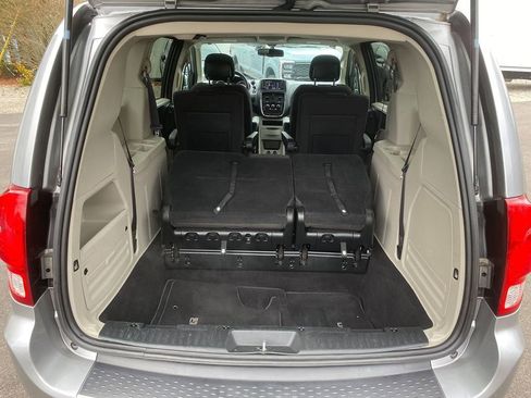 Used 2017 Dodge Grand Caravan SE w/ Power Window Group image 24
