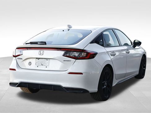 Used 2022 Honda Civic Sport image 5
