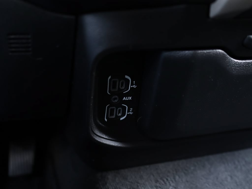 Used 2020 RAM 1500 Laramie AWD/4WD image 22
