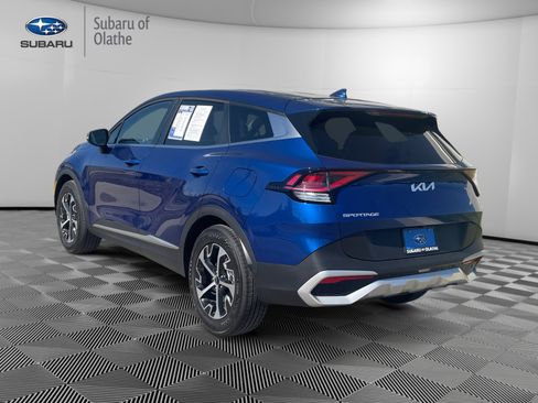 Used 2025 Kia Sportage EX image 8