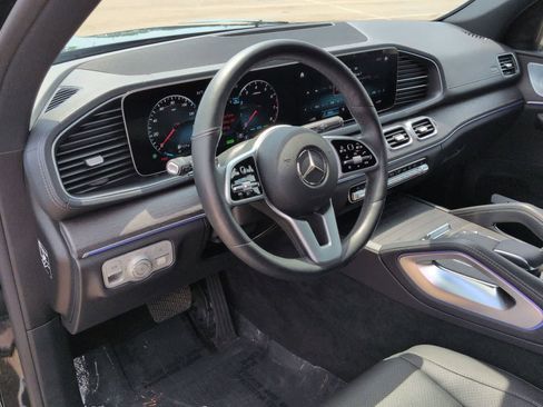 Used 2020 Mercedes-Benz GLS 450 4MATIC image 2