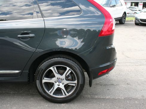 Used 2015 Volvo XC60 T6 w/ Protection Package AWD/4WD image 21
