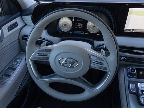 Used 2025 Hyundai Palisade Calligraphy image 24