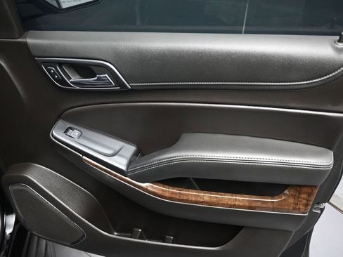 Used 2019 Chevrolet Tahoe LS w/ Skid Plate Package AWD/4WD image 27