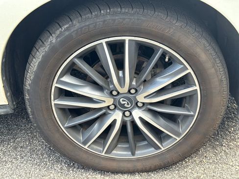 Used 2018 INFINITI QX60 FWD w/ Deluxe Technology Package image 9