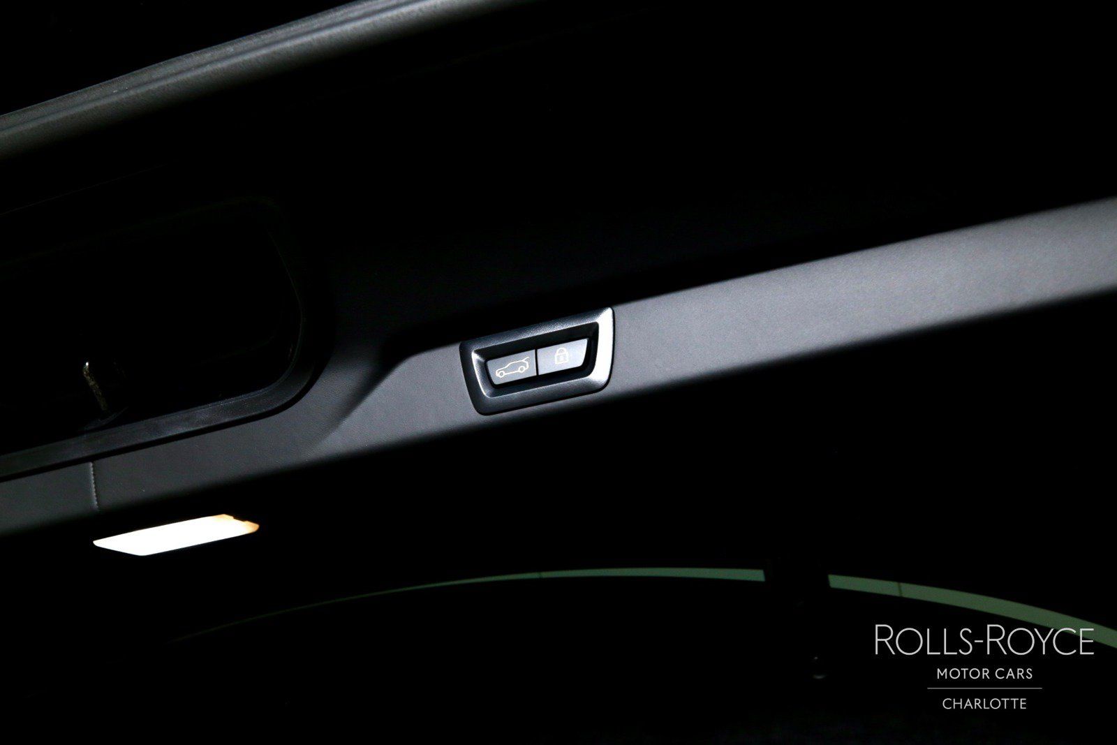 Used 2025 Rolls-Royce Cullinan AWD/4WD image 26