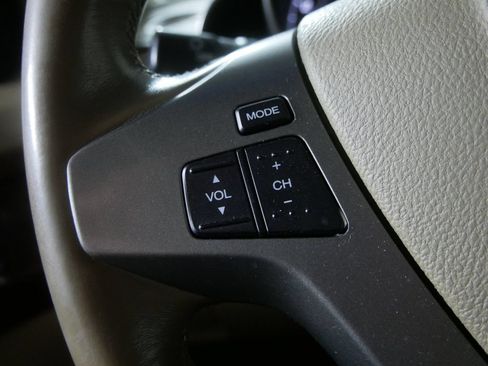 Used 2012 Acura MDX w/ Technology Package AWD/4WD image 19