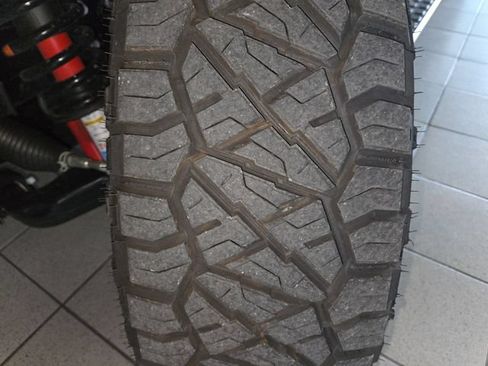 Used 2025 Toyota 4Runner TRD Off-Road Premium AWD/4WD image 24