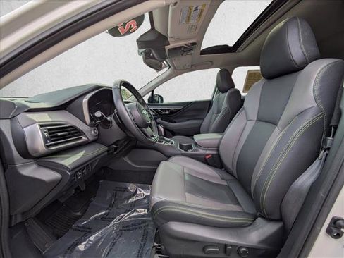 Used 2025 Subaru Outback Onyx Edition image 17