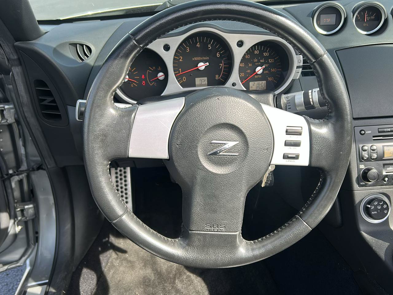 Used 2004 Nissan 350Z Touring RWD image 13