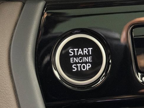 Used 2025 Audi Q5 Premium Plus w/ Premium Plus image 22