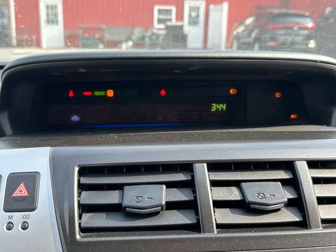 Used 2013 Toyota Prius V Three image 22