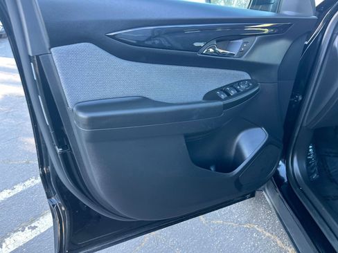 Used 2025 Chevrolet TrailBlazer LT image 18