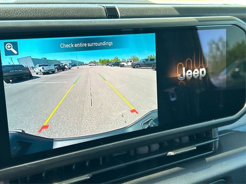 New 2025 Jeep Gladiator Sport AWD/4WD image 29