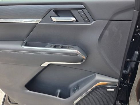 New 2026 GMC Acadia Elevation FWD image 19