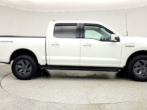Used 2022 Ford F150 Lightning Lariat AWD/4WD image 4