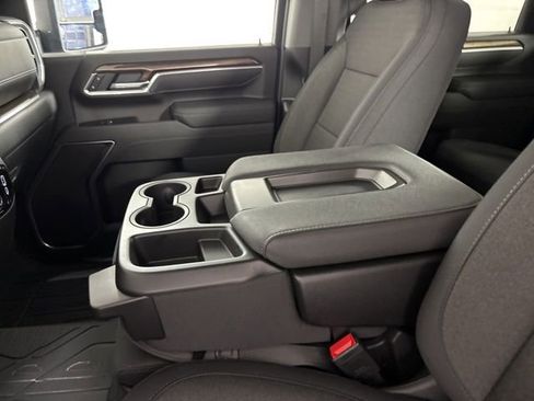 Used 2026 Chevrolet Silverado 3500 LT w/ Trail Boss Package image 22