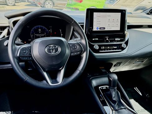 Used 2024 Toyota Corolla XSE FWD image 40