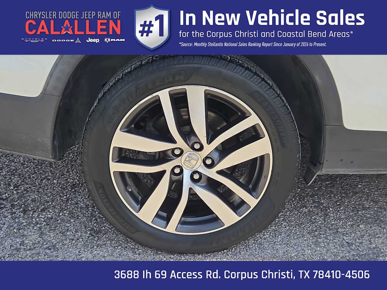 Used 2018 Honda Pilot Touring image 16