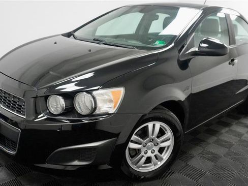 Used 2012 Chevrolet Sonic LS image 32