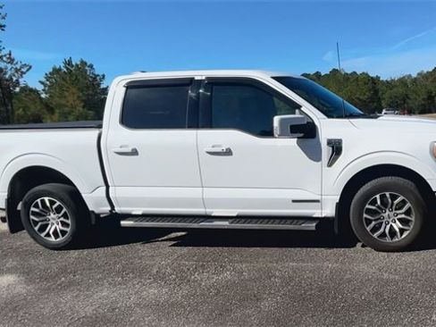 Used 2022 Ford F150 Lariat image 14