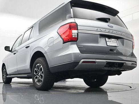 Used 2024 Ford Expedition Max XLT AWD/4WD image 43