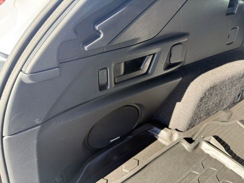 Used 2021 Subaru Outback Limited image 29