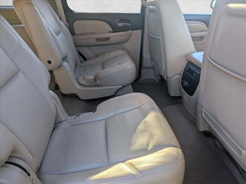 Used 2014 GMC Yukon Denali image 21