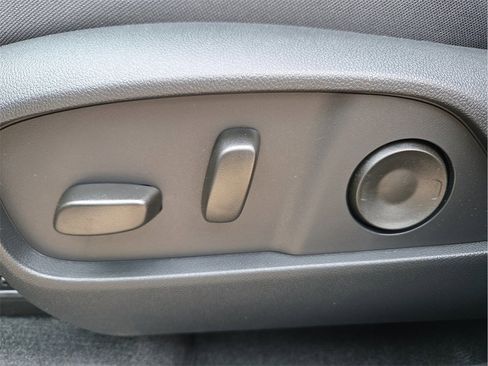 New 2026 Chevrolet Equinox RS w/ Convenience Package III image 16