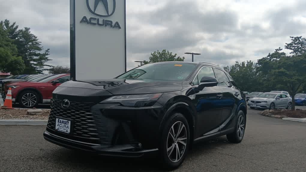Used 2024 Lexus RX 350 Premium w/ Accessory Package (Z1) AWD/4WD image 1