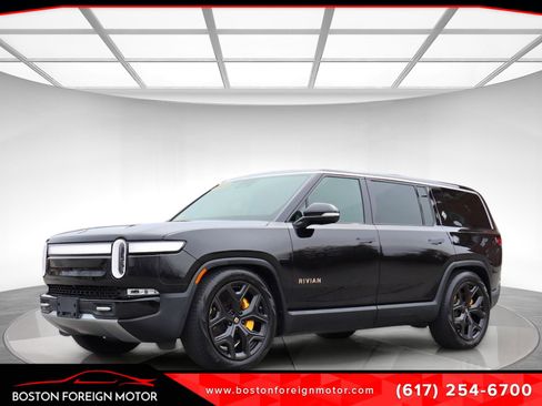 Used 2023 Rivian R1S Adventure image 1